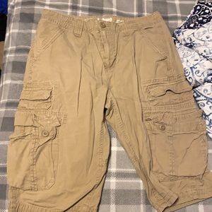 Men’s cargo shorts